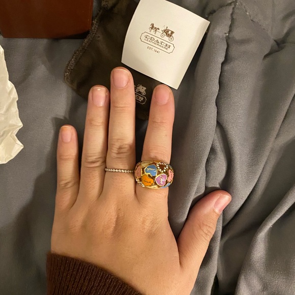 Coach Poppy Enamel and Rhinestone Hearts Ring - Picture 2 of 6